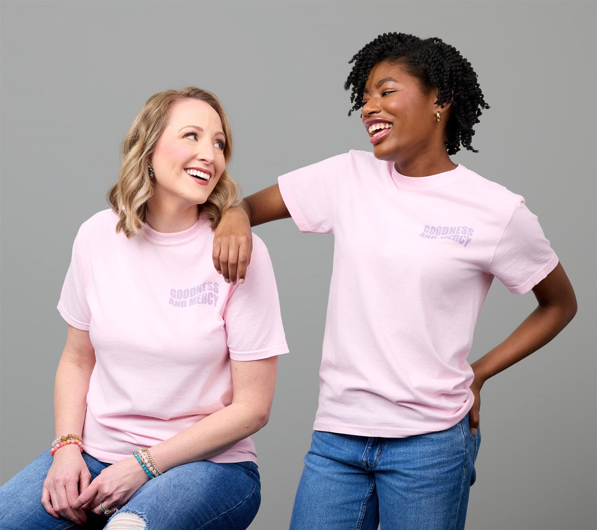 GOODNESS AND MERCY T-Shirt in Blossom/Violet